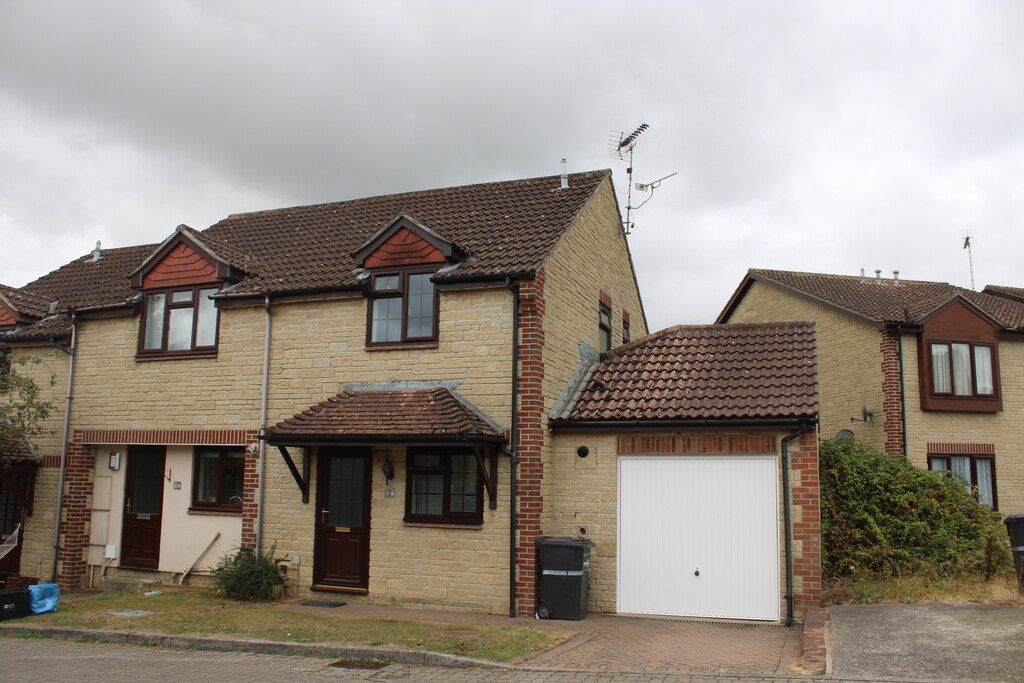 Property photo 1 of 11 Front External