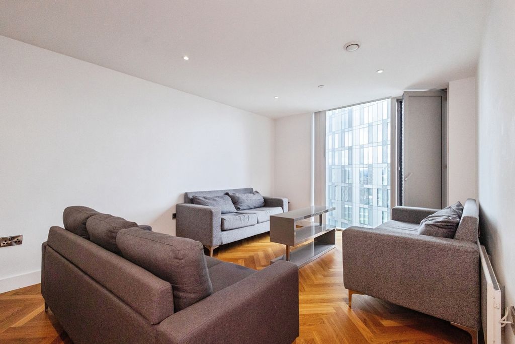 Property photo 2 of 16 Pbox-Img.Jpg