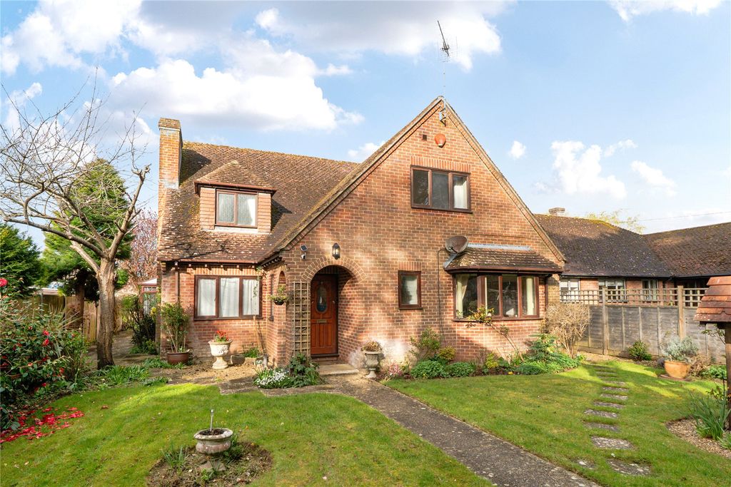 Property photo 1 of 22 Picture No. 04