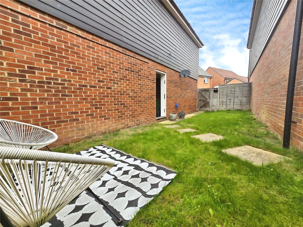 Property photo 2 of 11 Picture No. 06