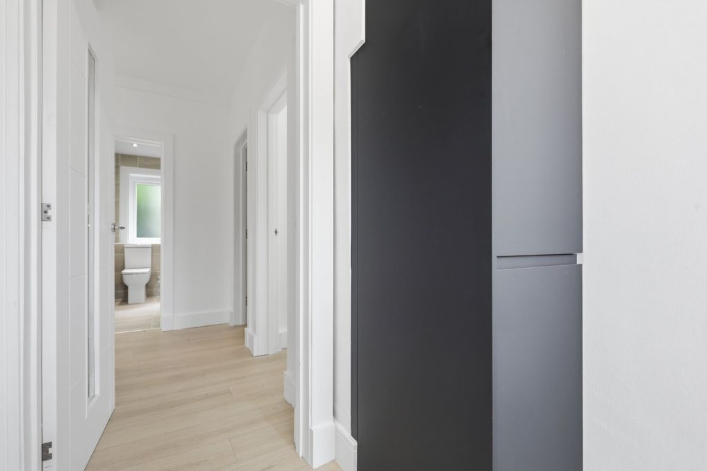 Additional image 15 of 3 bed flat for saleMuir Terrace, Paisley, Renfrewshire PA3