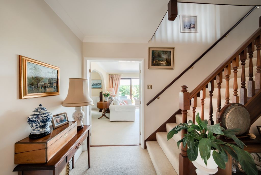 Property photo 3 of 24 Xh2A7540-Hdr(3)