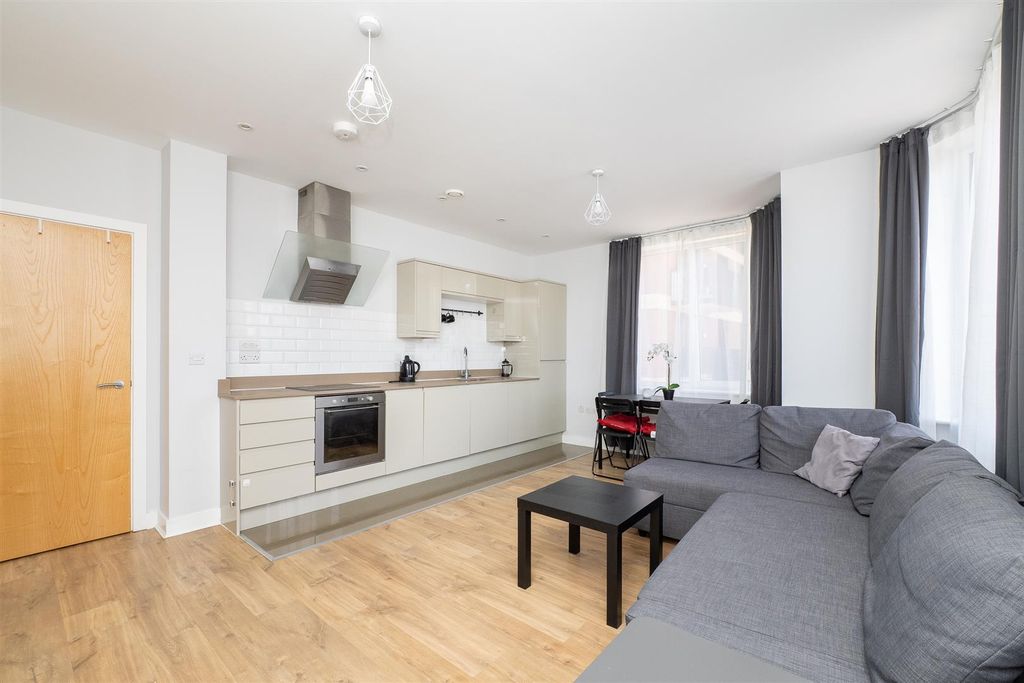 Property photo 1 of 8 Lc-003.Jpg