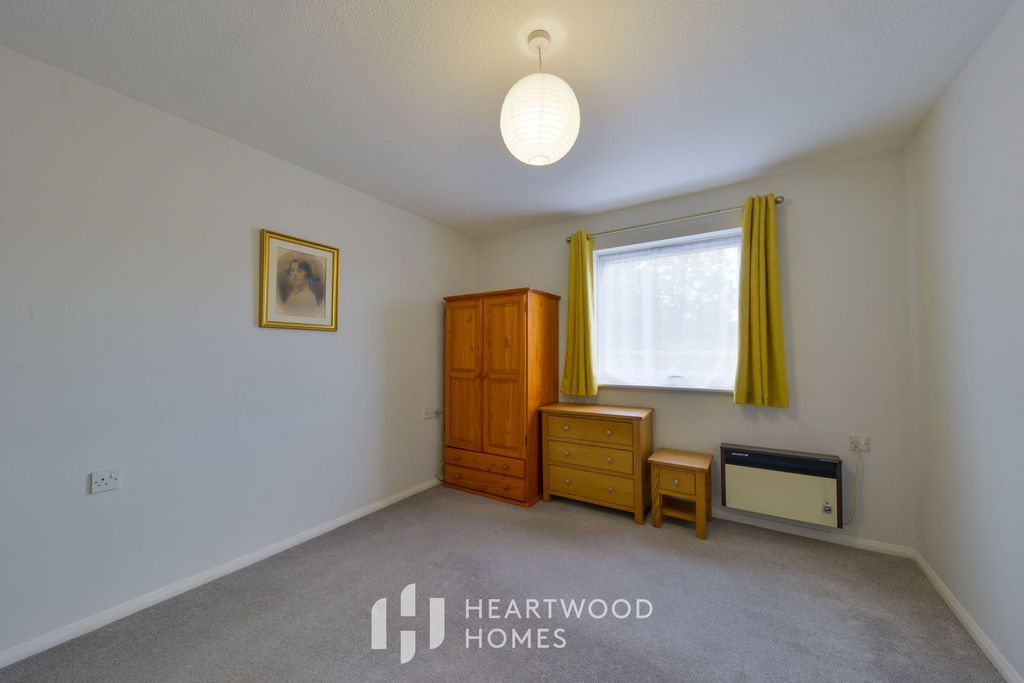 Property photo 3 of 13