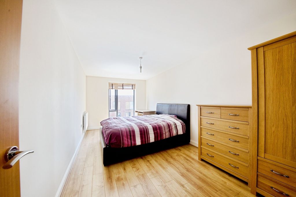 Property photo 1 of 11 Pbox-Img.Jpg