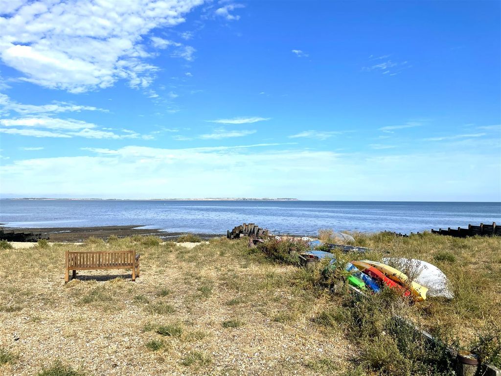 Property photo 3 of 13 5.Jpg