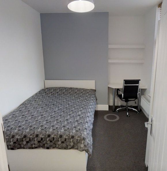 Property photo 3 of 5 7704160.Jpg