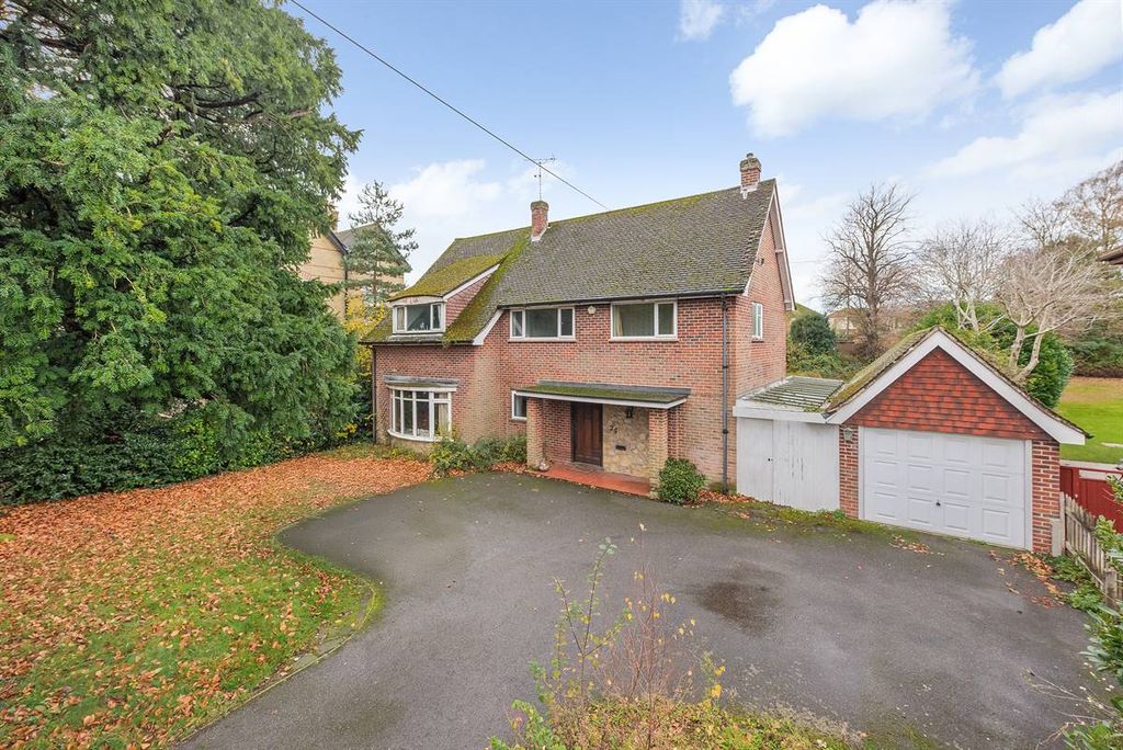 Property photo 1 of 18