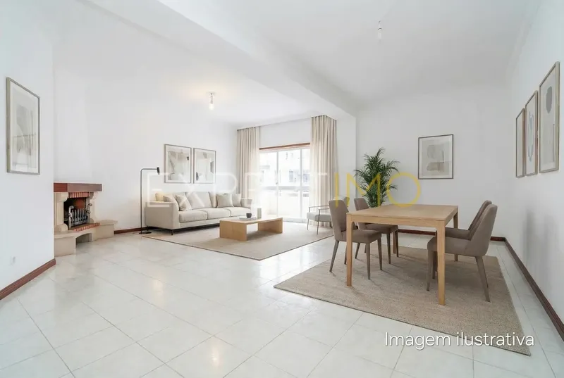 Property photo 3 of 46 Img 2