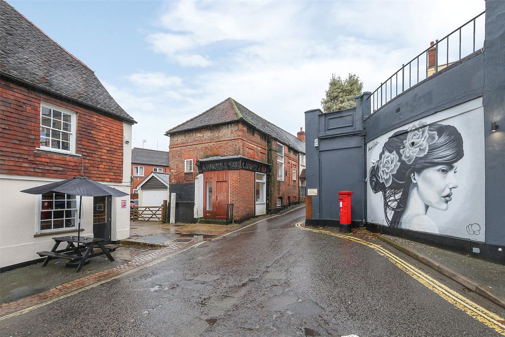 Property photo 2 of 6 Picture No. 02