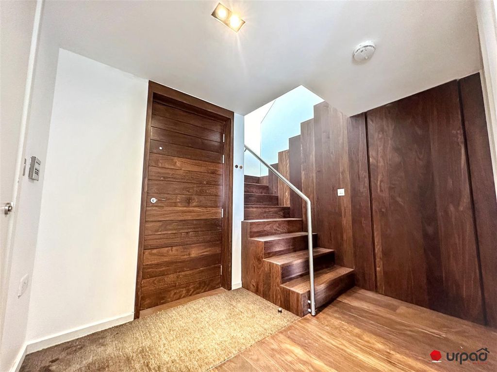 Property photo 2 of 17 Img_0687.Jpg