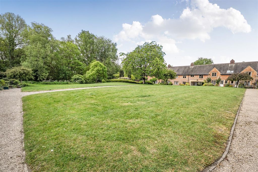 Additional image 20 of 2 bed property for saleSwan Road, Pewsey SN9
