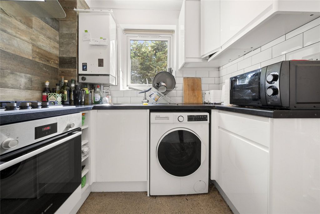 Property photo 2 of 6 Picture No. 07