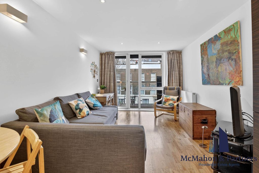 Property photo 1 of 21