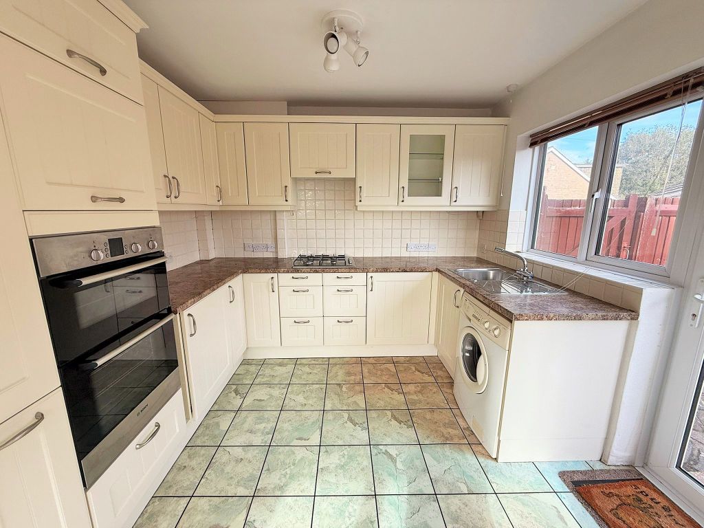 Property photo 3 of 21 14