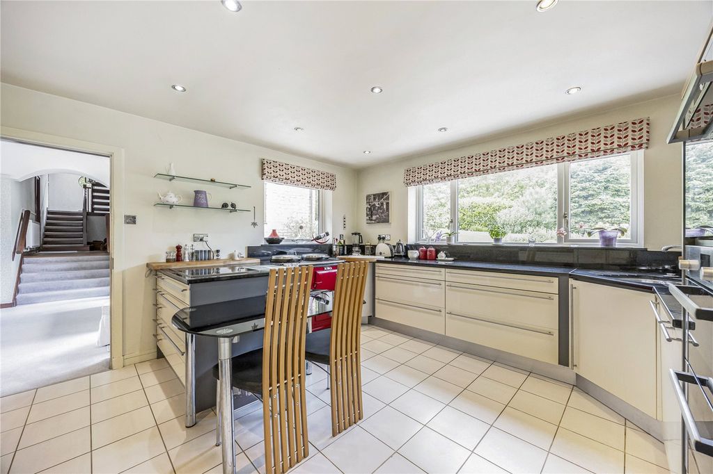 Property photo 3 of 14 Picture No. 26