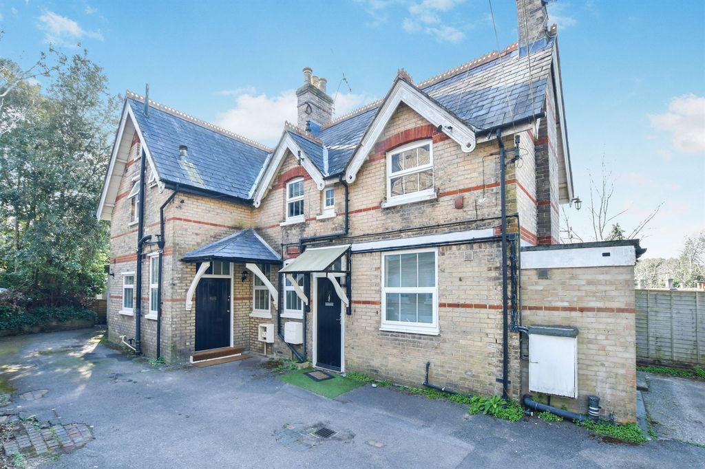 Property photo 1 of 14