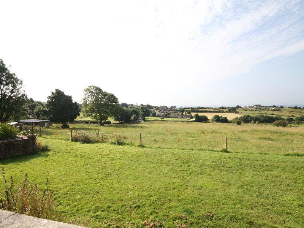 Property photo 3 of 40