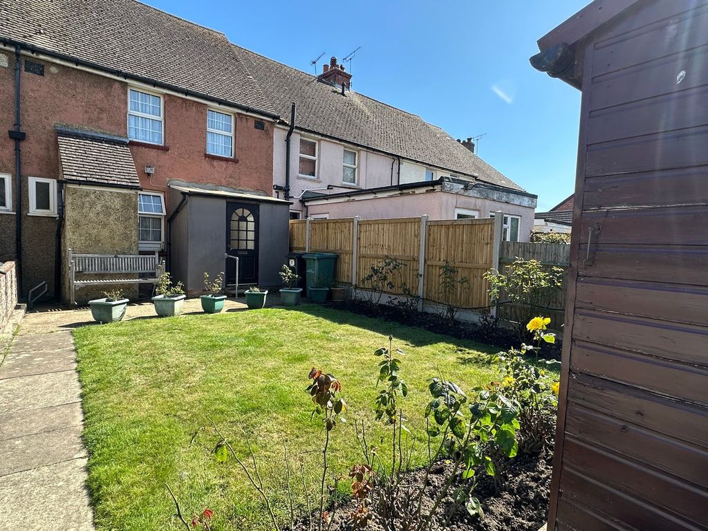 Property photo 3 of 16