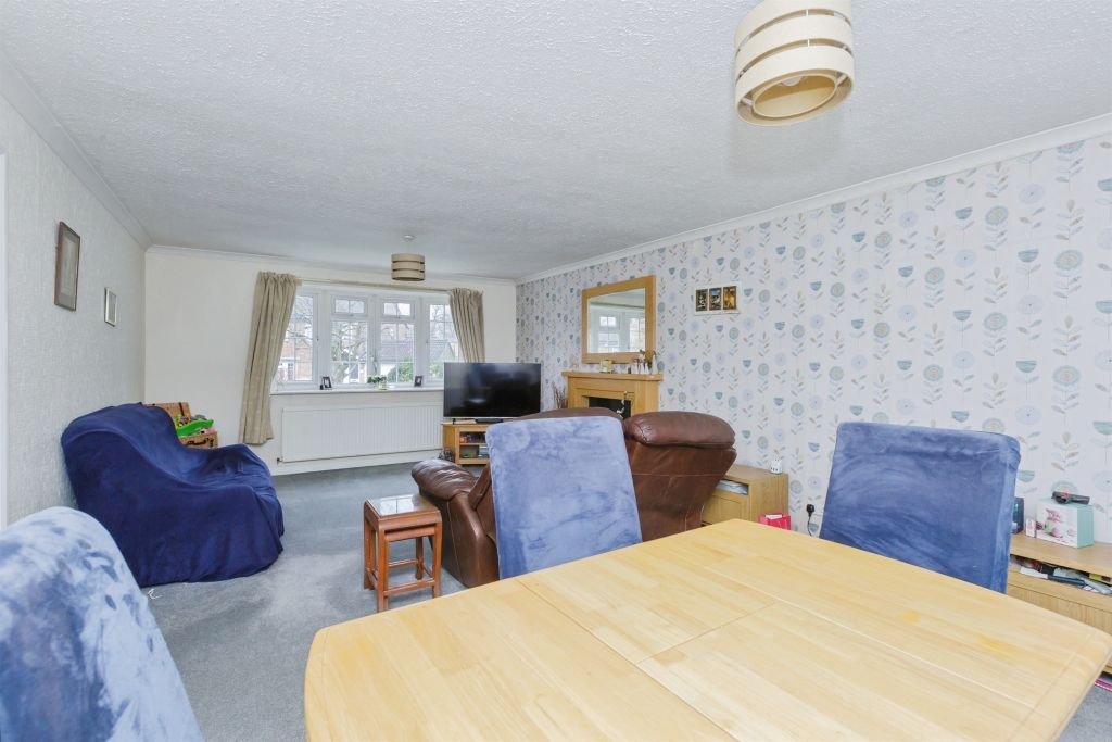 Property photo 3 of 21