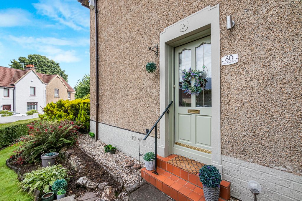 Property photo 2 of 30