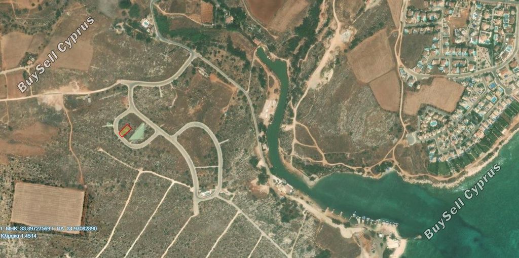 Property photo 3 of 12