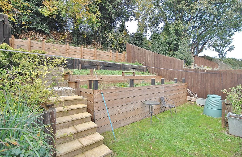 Property photo 3 of 19 Picture No. 10