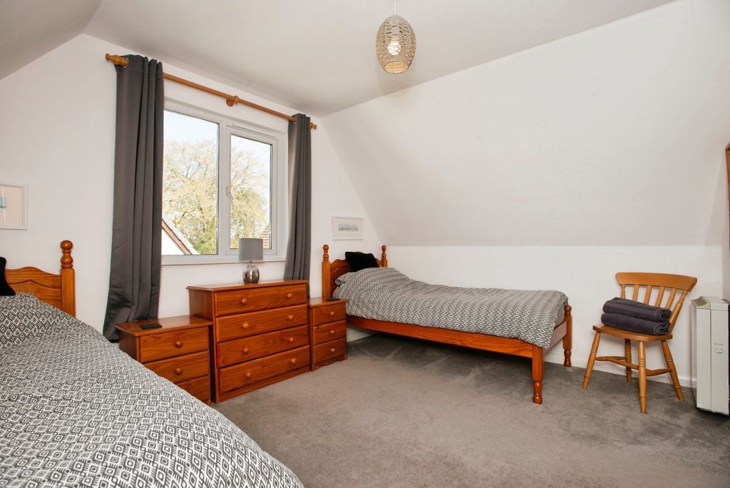 Property photo 2 of 20 Pbox-Img.Jpg