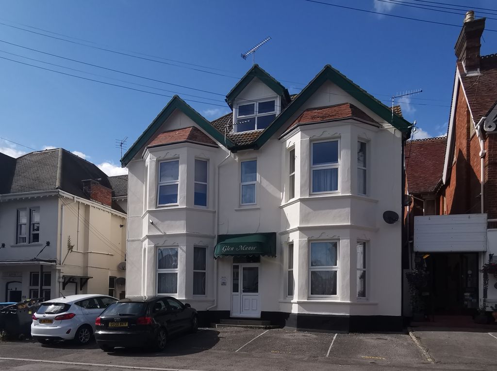 Property photo 1 of 7