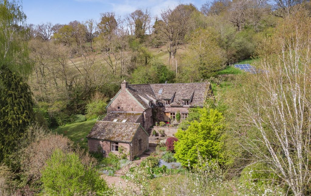 Property photo 1 of 33