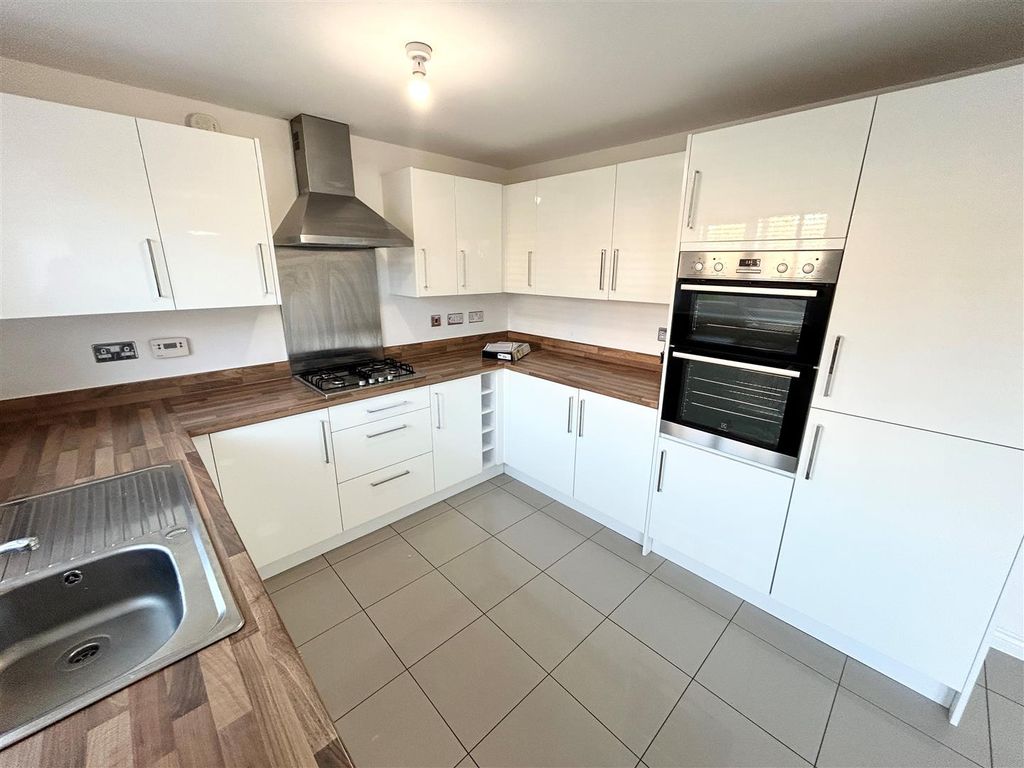 Property photo 2 of 18 17.Jpg