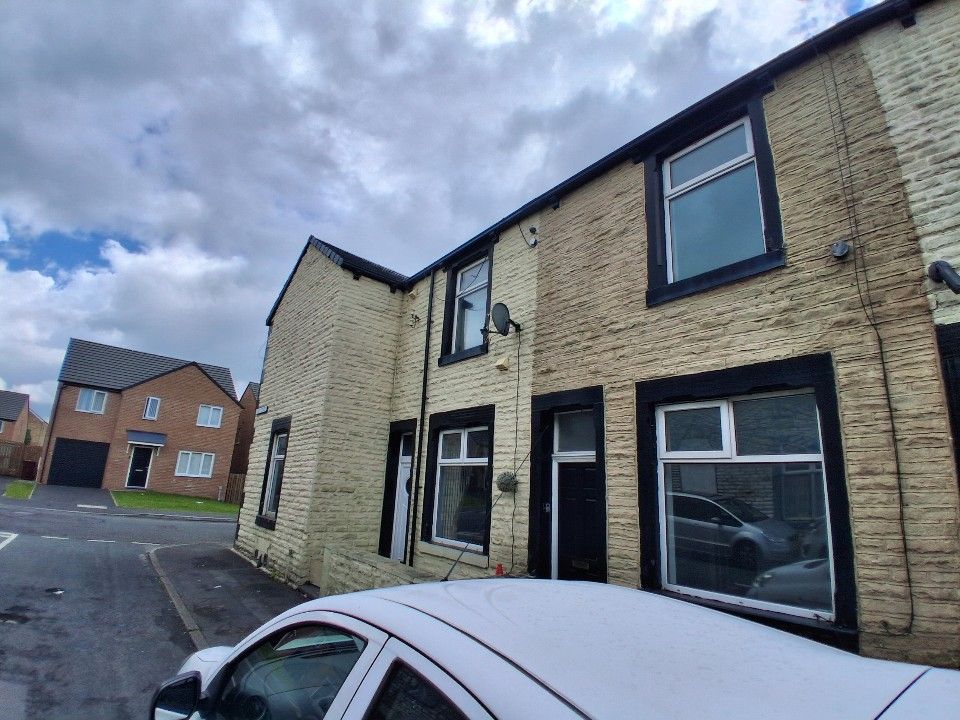 Property photo 2 of 18