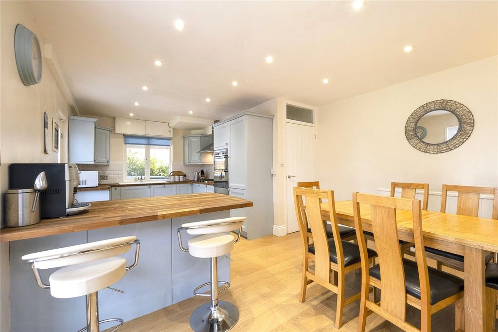 Property photo 3 of 15 Kitchen/Diner