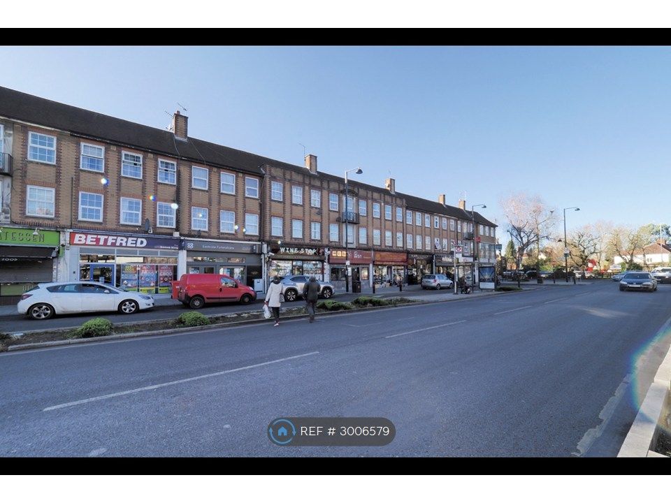 Property photo 1 of 32