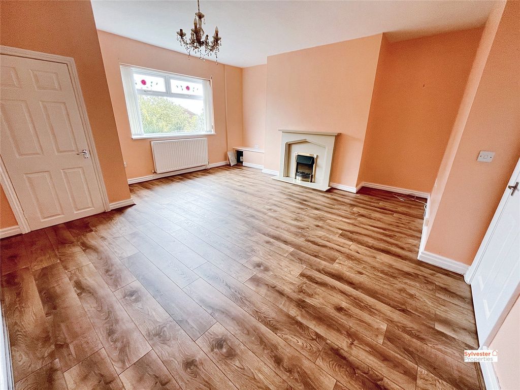 Property photo 3 of 17 Picture No. 09