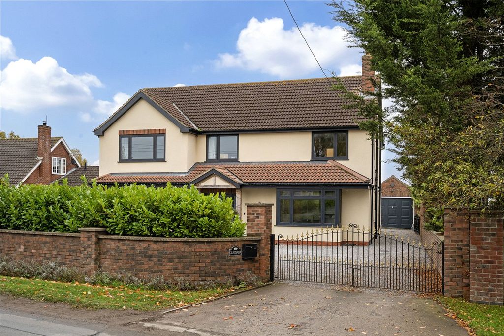 Property photo 1 of 25 Picture No. 24