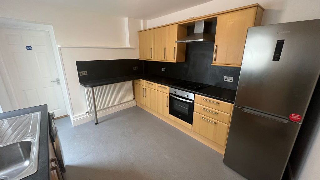 Property photo 3 of 9