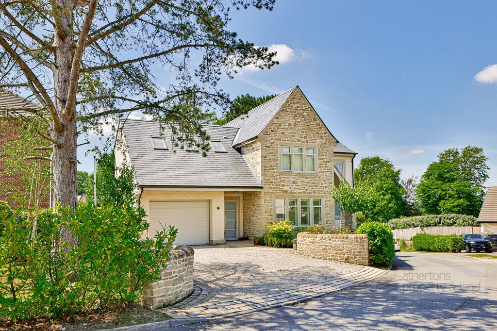 Property photo 1 of 36