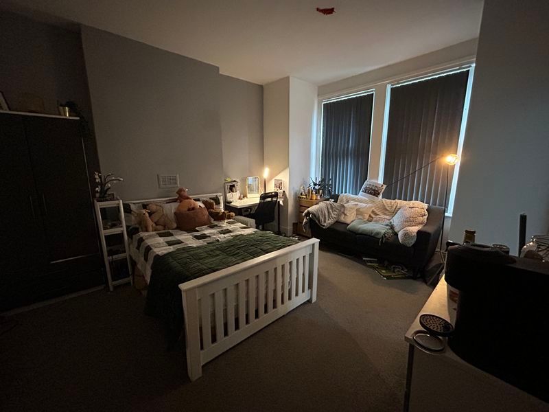 Property photo 1 of 3 Photo 6