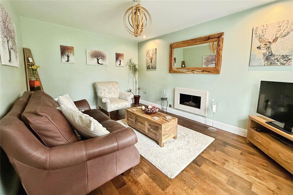 Property photo 3 of 20 Picture No. 21