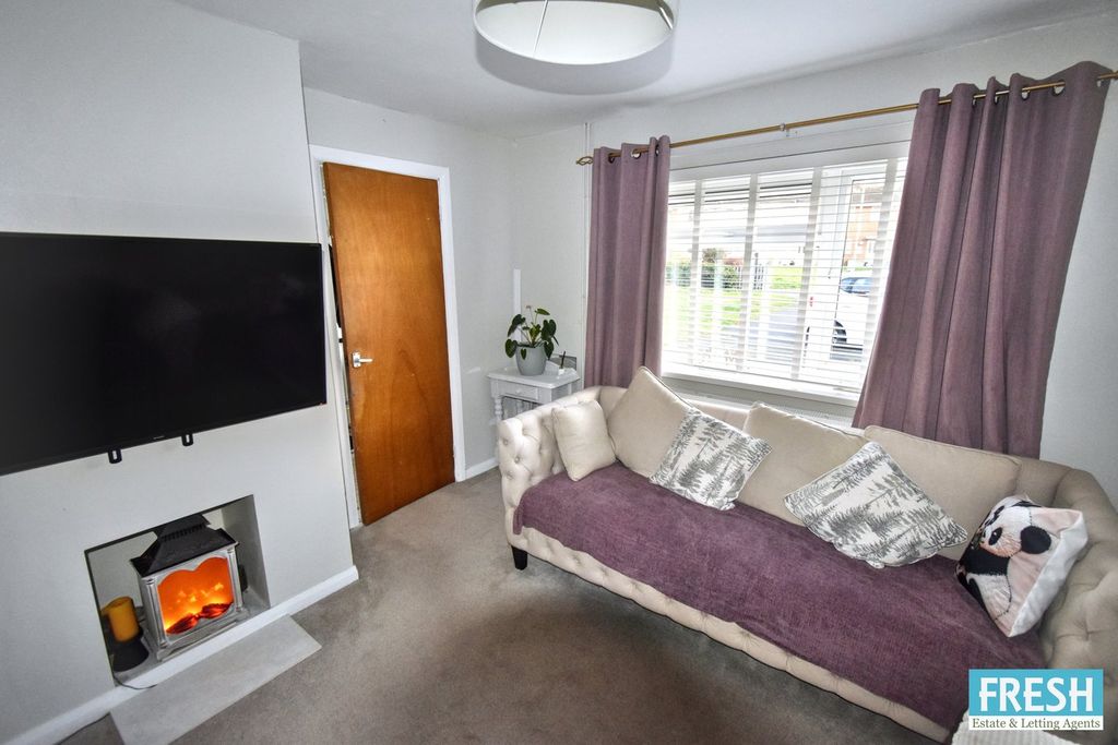 Property photo 3 of 25