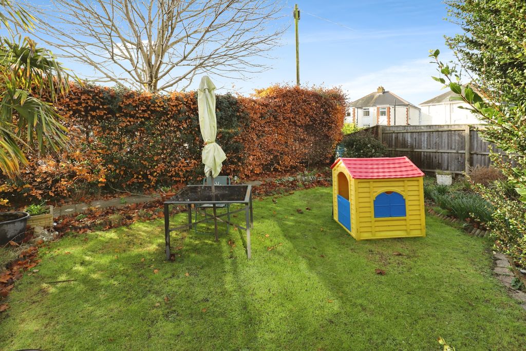 Property photo 2 of 15 Photography