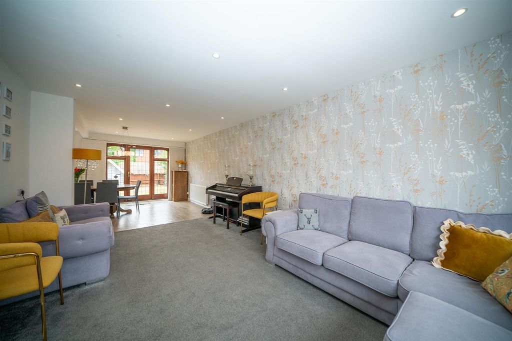 Property photo 2 of 20 9-The-Melings-13.Jpg