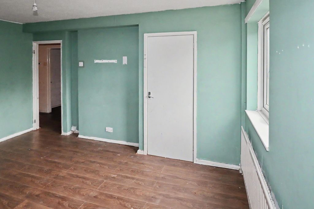 Property photo 3 of 13 80 Thistlecroft, Ingol, Preston, Lancashire, Pr2 7BT
