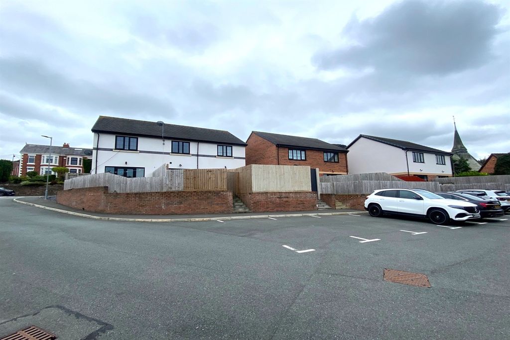 Property photo 2 of 12 Other