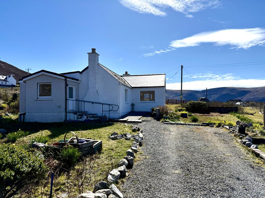Property photo 1 of 29 Rainbow Cottage