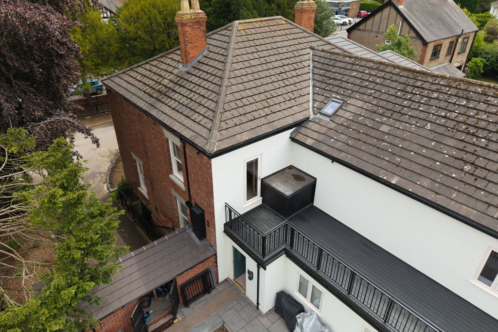 Additional image 15 of 2 bed flat for saleCopper Beech Court, 42 Waltham Road, Grimsby DN33