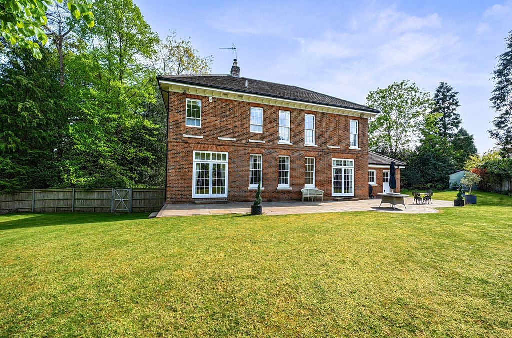 Property photo 2 of 40 Picture No. 51