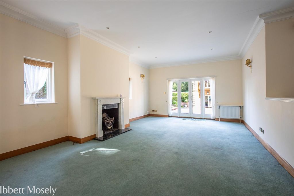 Property photo 2 of 15 46 Reception Room.Jpg