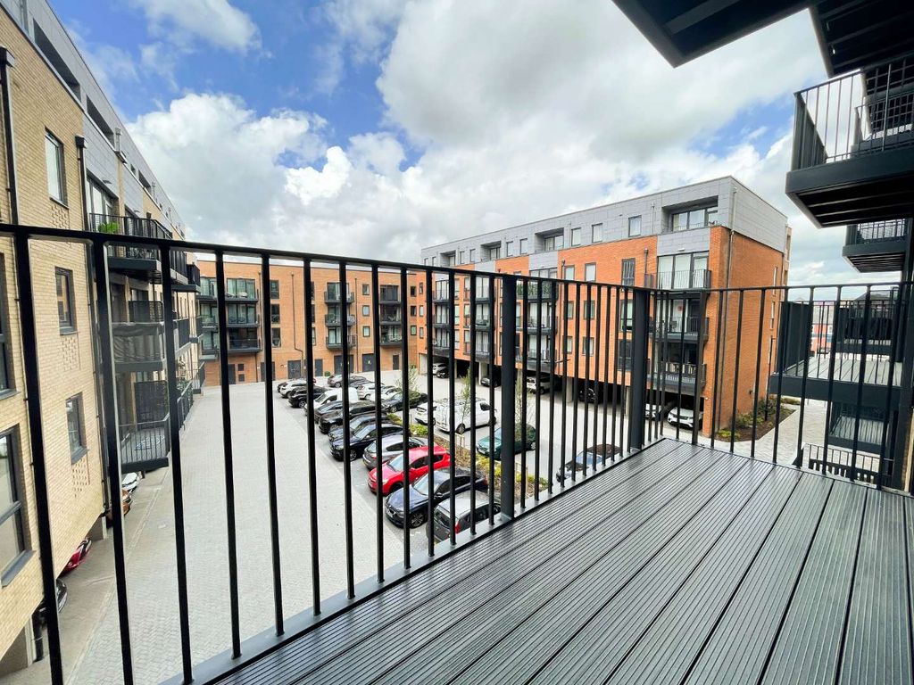 Property photo 3 of 7